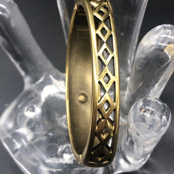 Heidi Daus 🆕 clamper cuff bracelet Heidi size Small/Medium - Picture 4 of 5